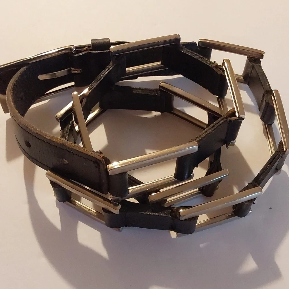 Womens Black Genuine Leather Belt with Silver Metal Links Edgy Punk Goth Sz.M/L